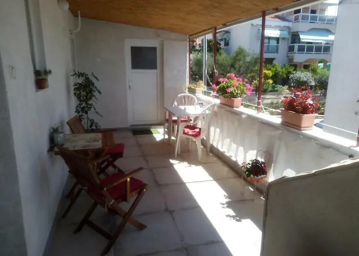 J&b Апартаменты Пакоштане