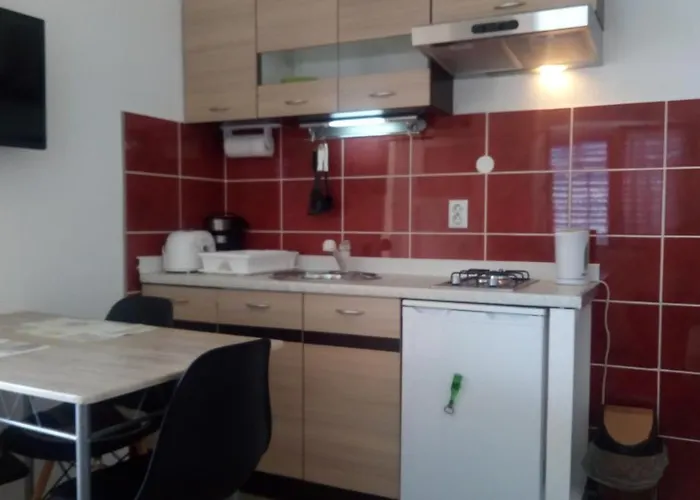 Апартаменты J&b Пакоштане