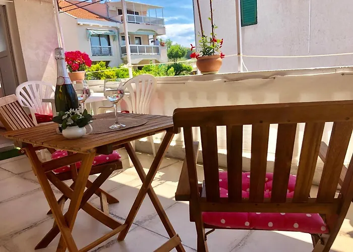 J&b Апартаменты Пакоштане